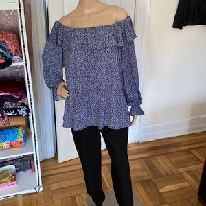 💙🤍💙🤍💙🤍💙🤍 MICHAEL KORS for women’s size xl 🤍💙🤍💙🤍💙🤍💙🤍💙🤍